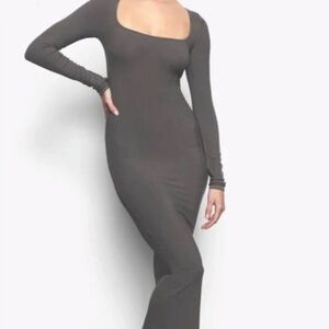 NWT SKIMS Soft Lounge Long Sleeve Dress, gunmetal size XL